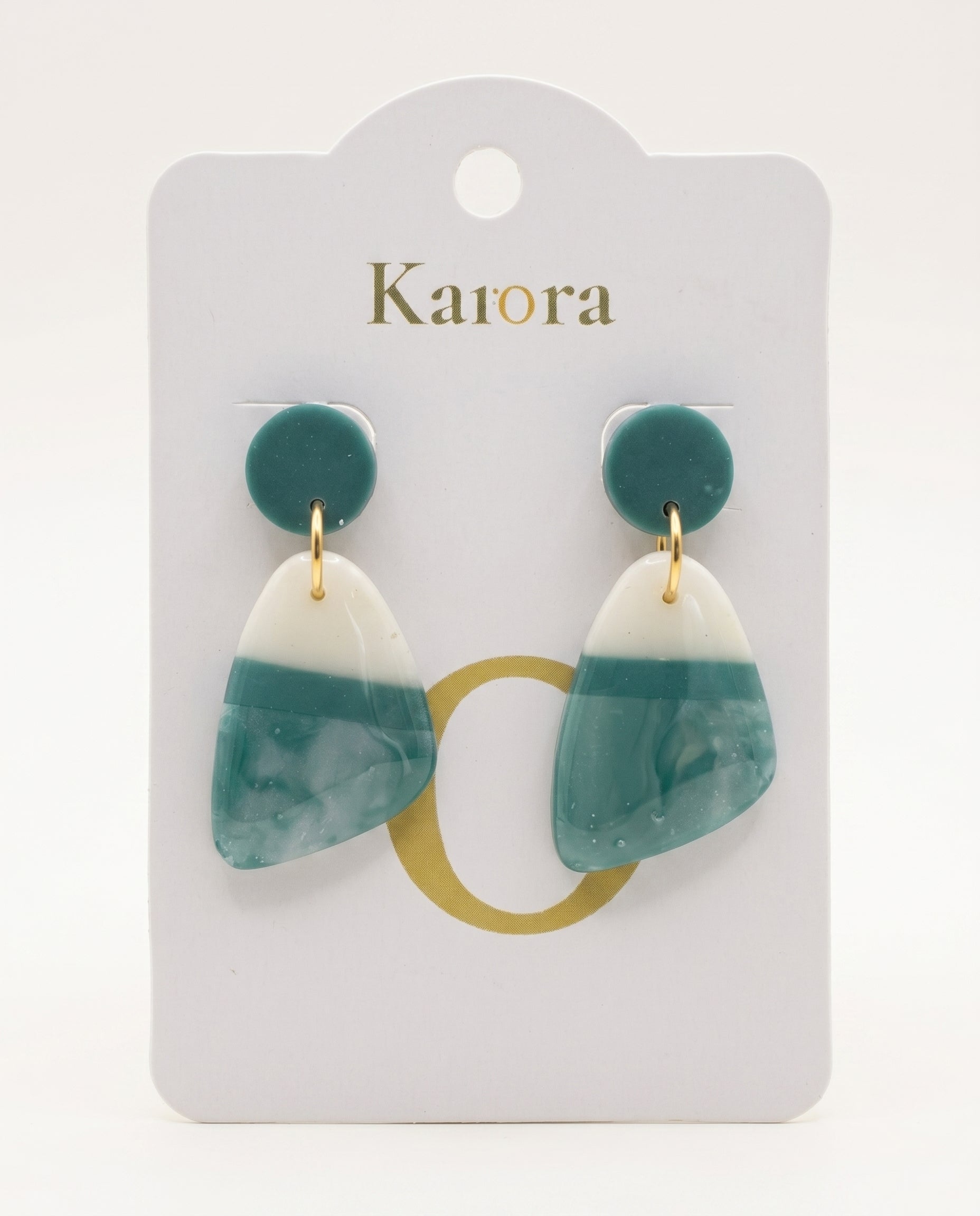Pendientes Kaiora bicolor verde azulado y blanco con detalles dorados