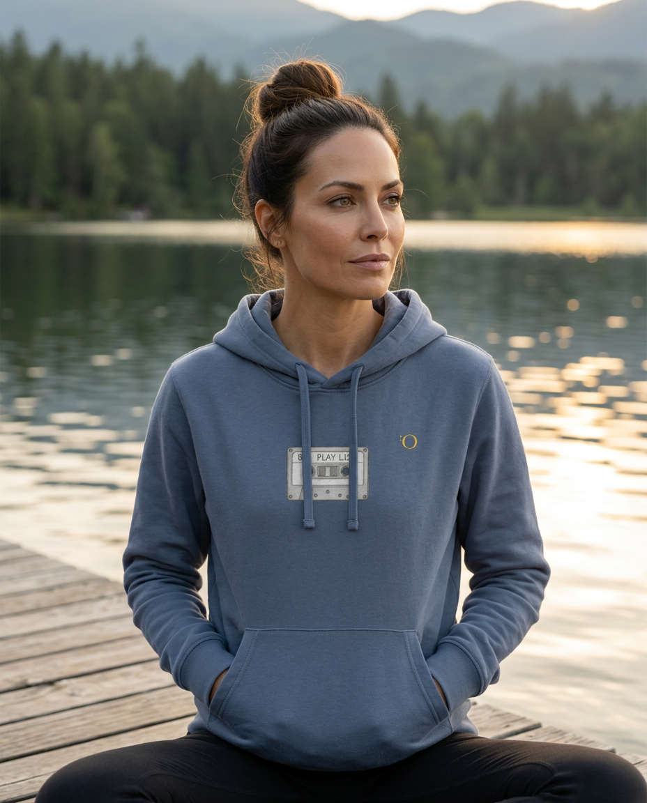 mockup a3566e7470f2efeedb4e15a83cb90ba7  3 Ma  STSU168  02 emotional